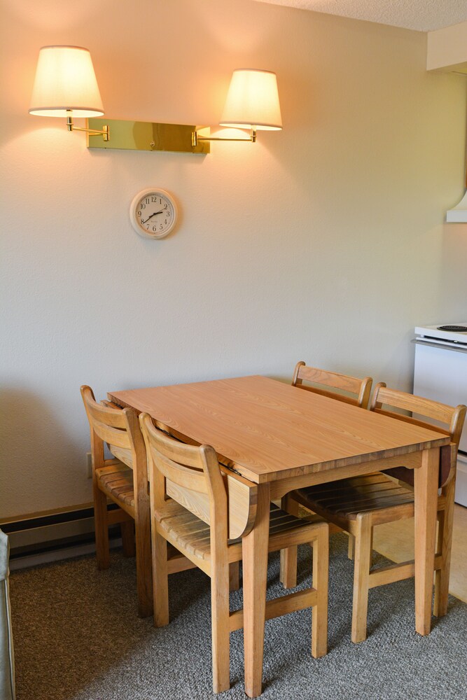 Surfcrest Resort - photo 12