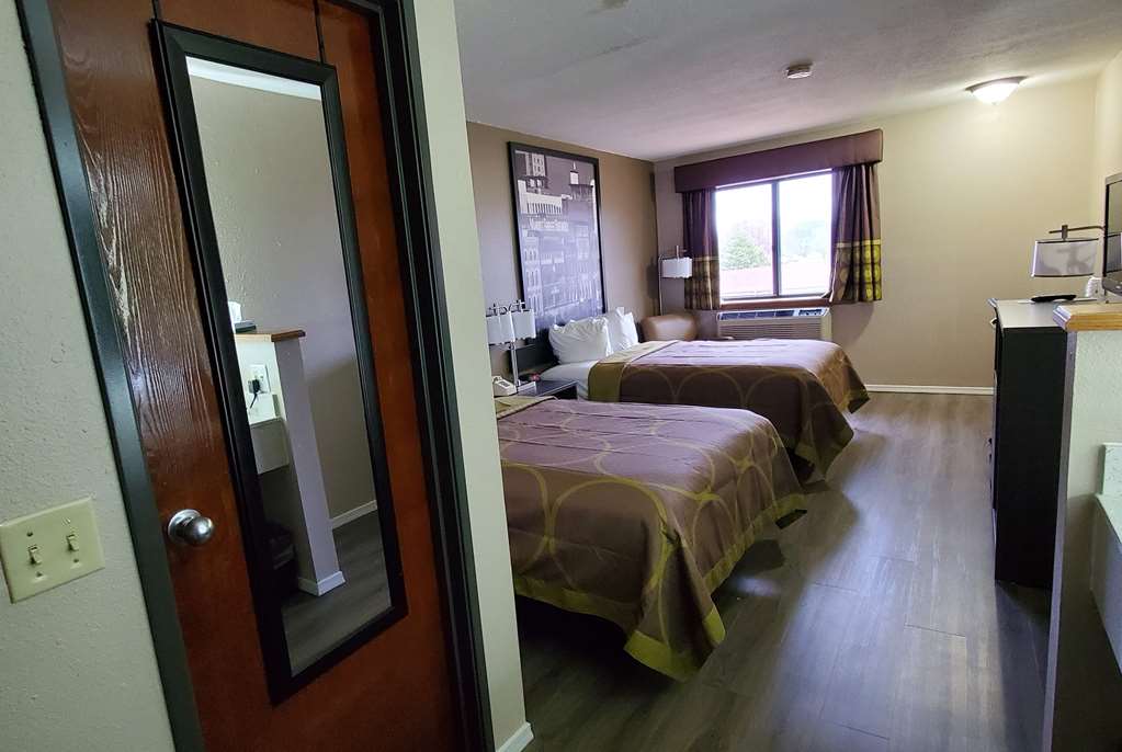 Super 8 by Wyndham Paris - photo 5