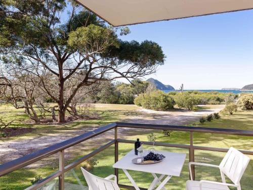 Intrepid 1 3 Intrepid Close Amazing views of Shoal Bay only 100m from the Beach — 4-Star Luxury Hotel in Hawks Nest, Australia