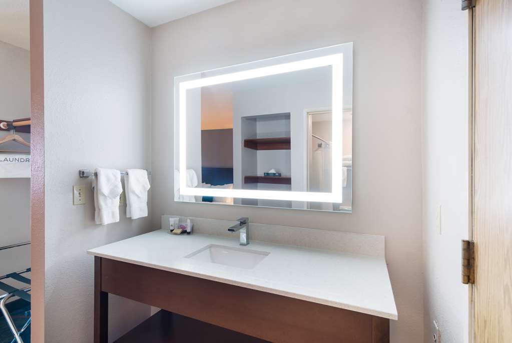 Quality Inn & Suites Kennewick Tri Cities - photo 35