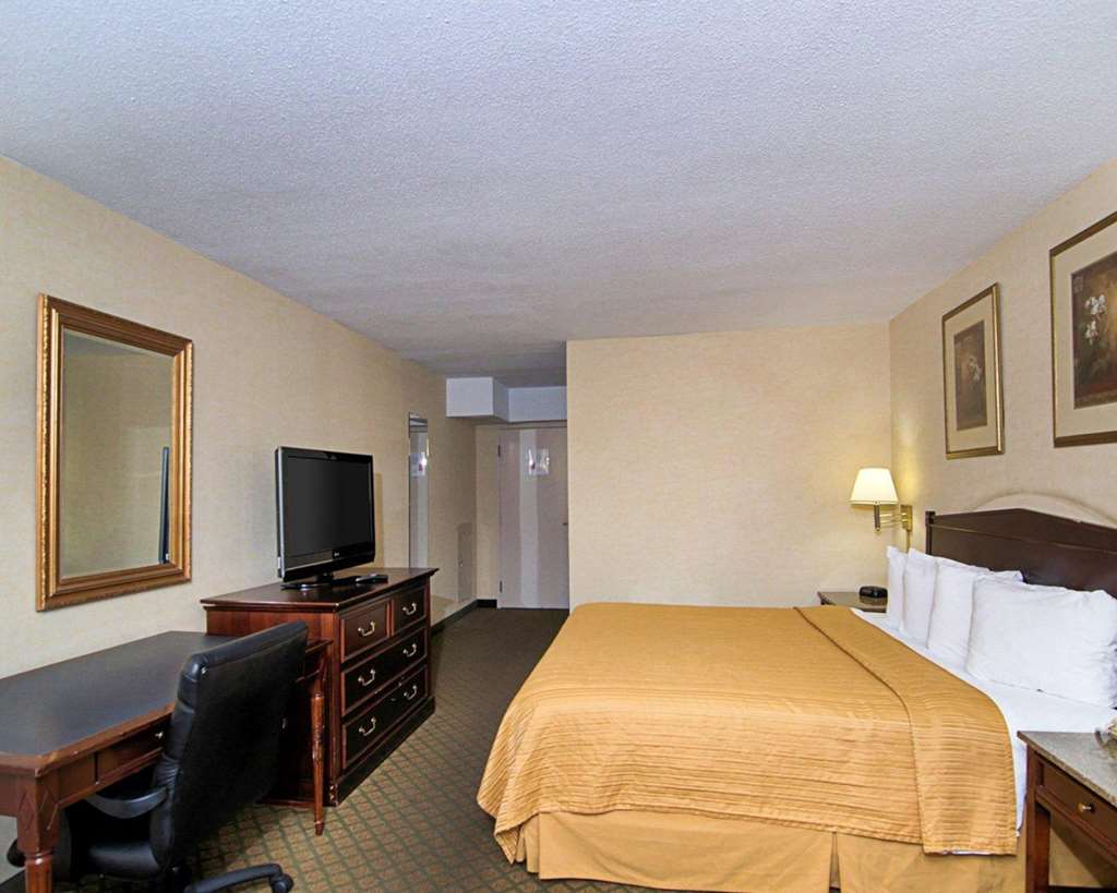 Quality Inn Shenandoah Valley - photo 12