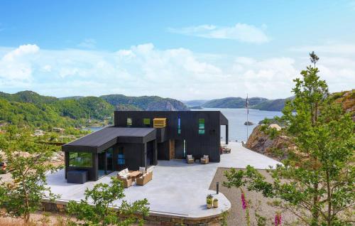 Stunning Home In Lyngdal With Kitchen — 5-Star Luxury Hotel in Lyngdal, Norway