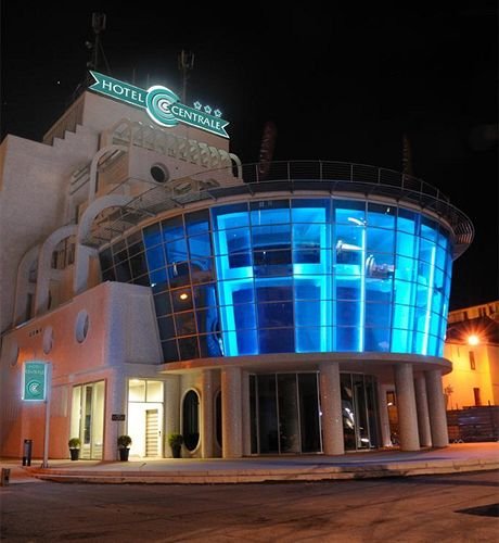 Hotel Centrale — carbon neutral stay, Cosenza