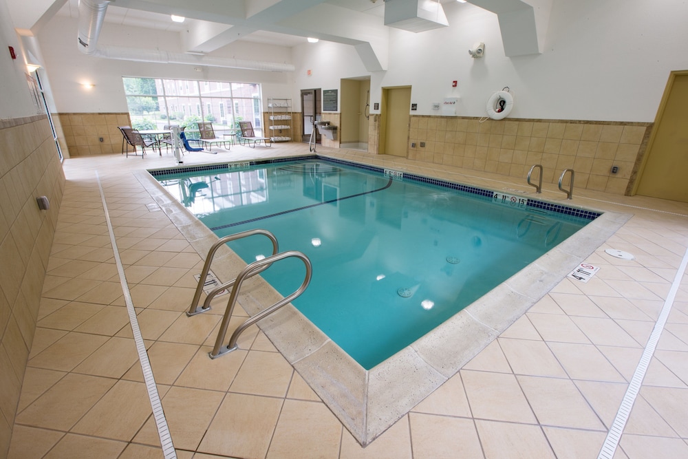Hampton Inn & Suites Berkshires Lenox - photo 33