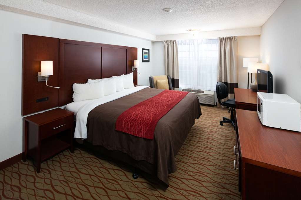 Red Lion Inn & Suites Auburn - photo 20