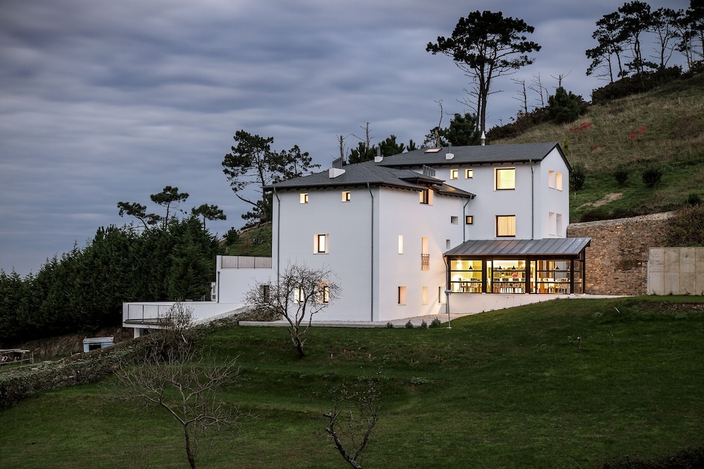 Finca Portizuelo in Valdes, Spain