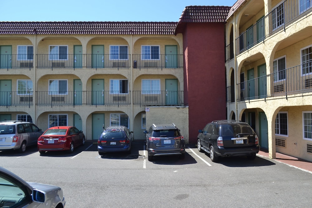 Skyway Inn SeaTac — hotel in Seatac