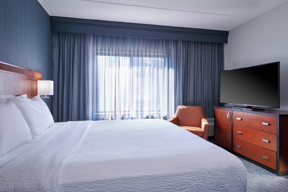 Courtyard by Marriott Chicago Lincolnshire - photo 12
