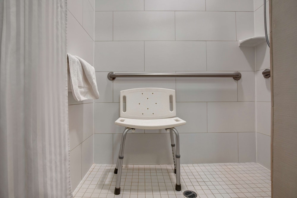 Hilton Garden Inn Portland Beaverton - photo 33