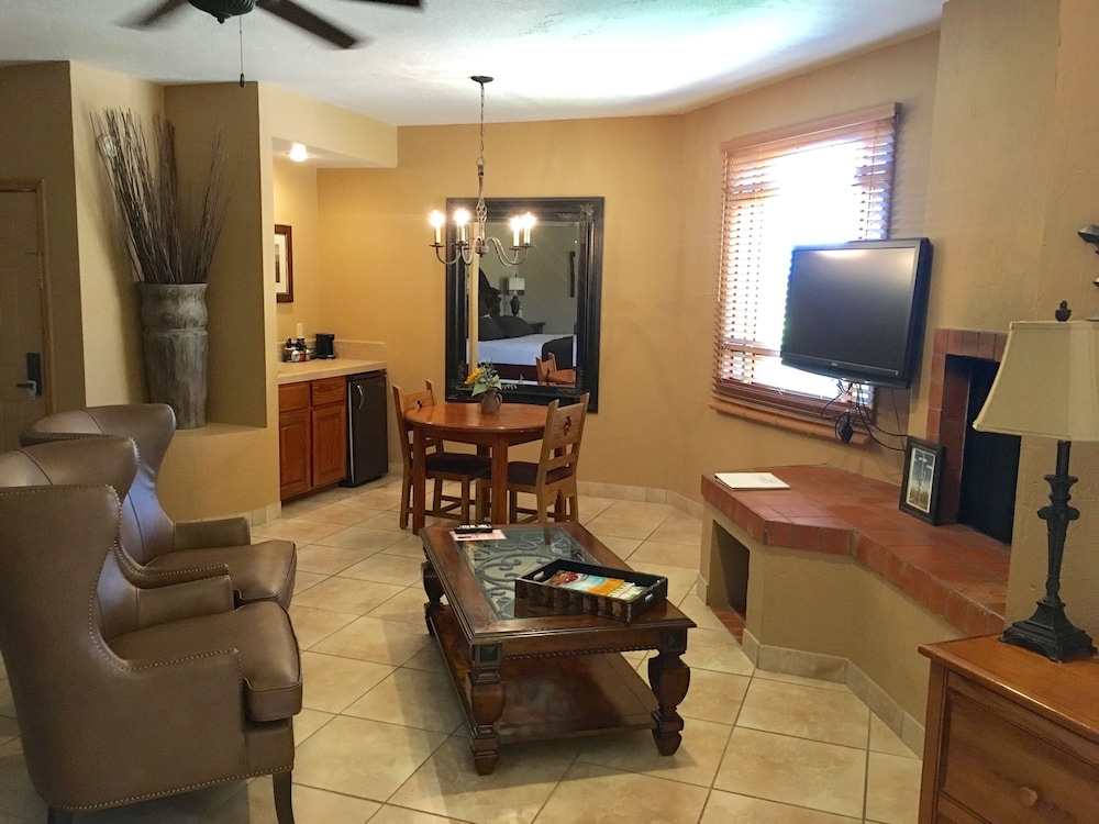 Gold Canyon Golf Resort & Spa - photo 15