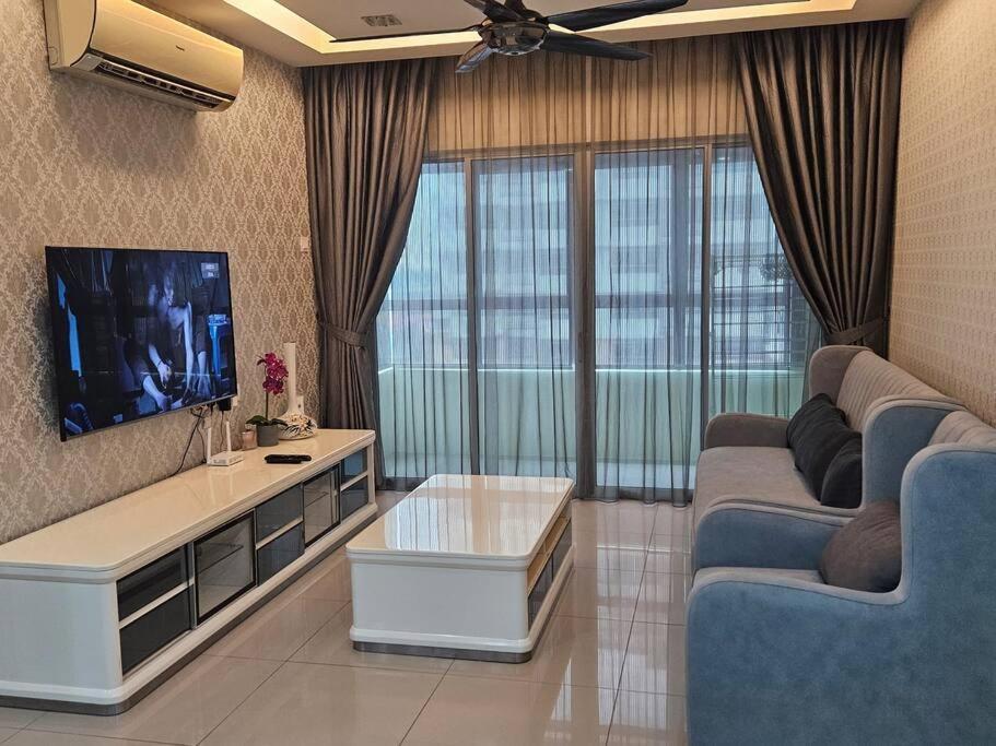 Luna Suites Mutiara Anggerik — 4-Star Luxury Hotel in Shah Alam, Malaysia