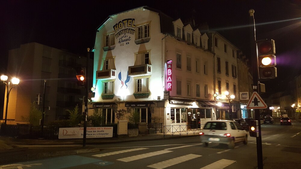 Le Dunant - carbon neutral hotel in Tulle