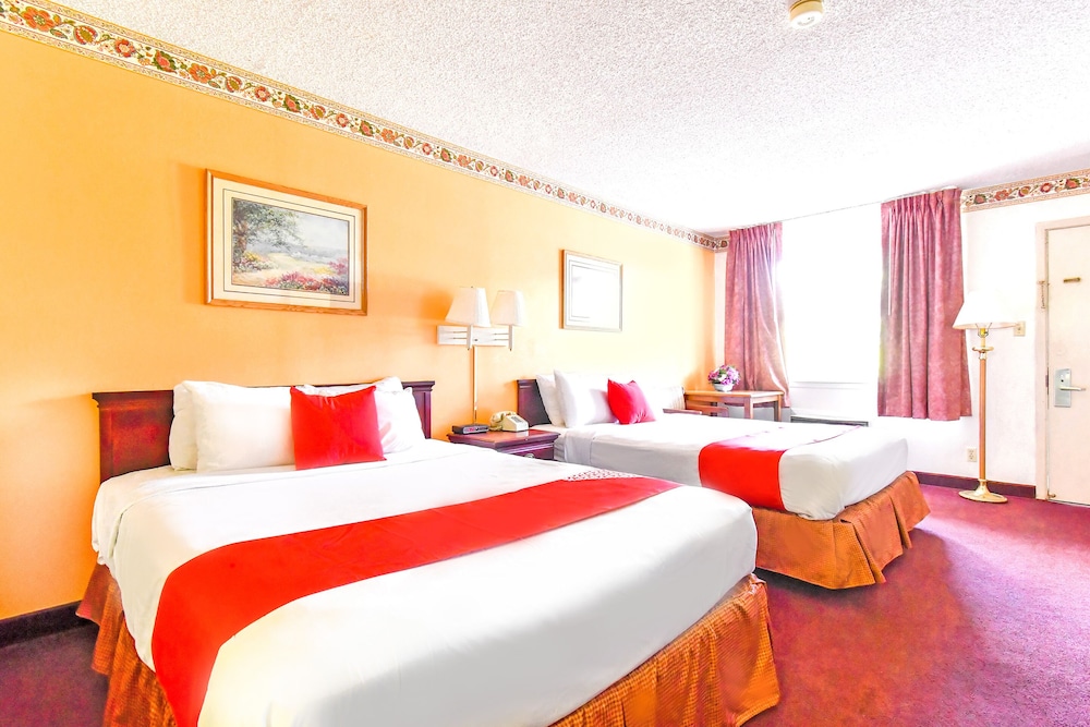 OYO Hotel Tyler Lindale - photo 12
