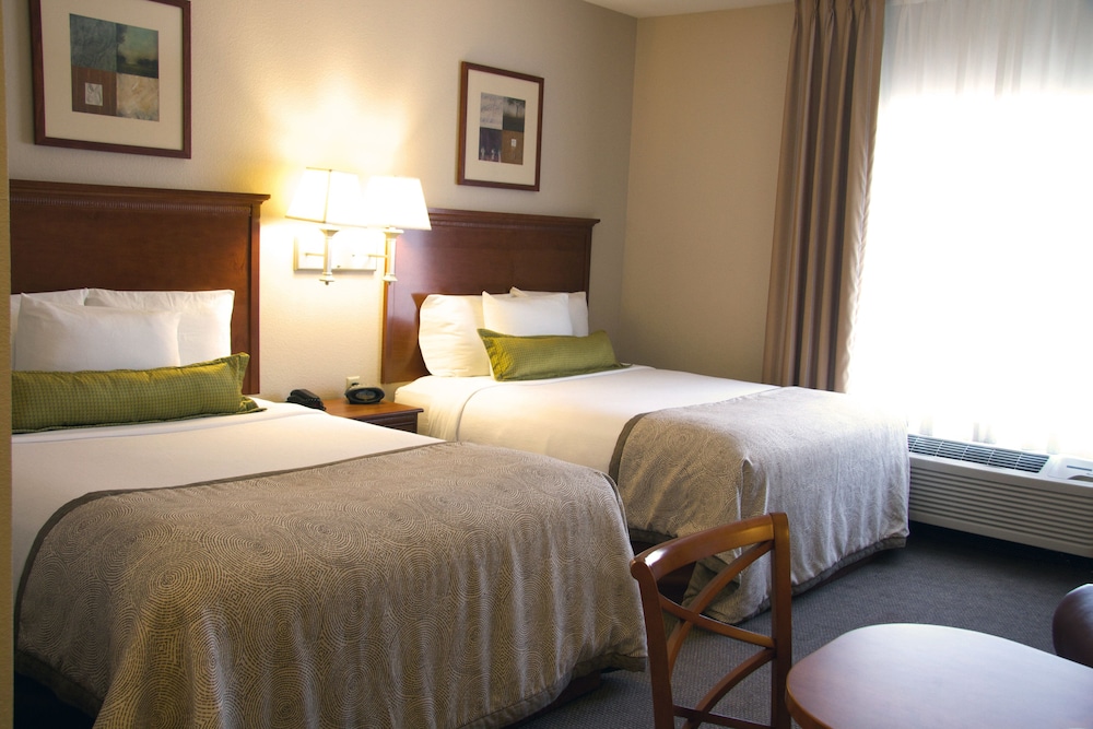 Candlewood Suites Champaign Urbana University Area by IHG - photo 13