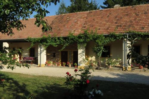 Koppány Lovasudvar - carbon neutral hotel in Unknown City
