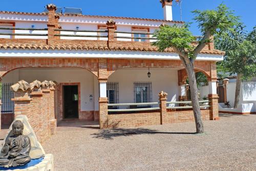 Chalet Pradillo — 4-Star Luxury Hotel in Conil De La Frontera, Spain