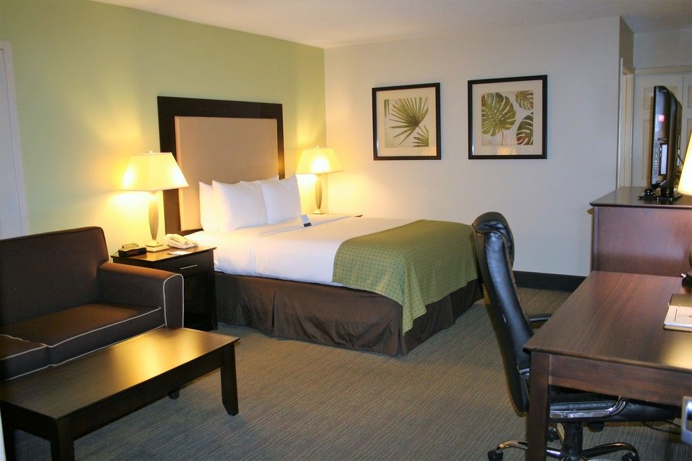 Clarion Inn & Suites Conference Center - photo 37