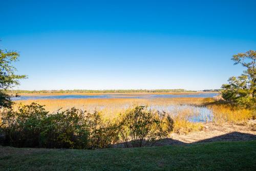 Intracoastal Views by Oak Island Accommodations - photo 45