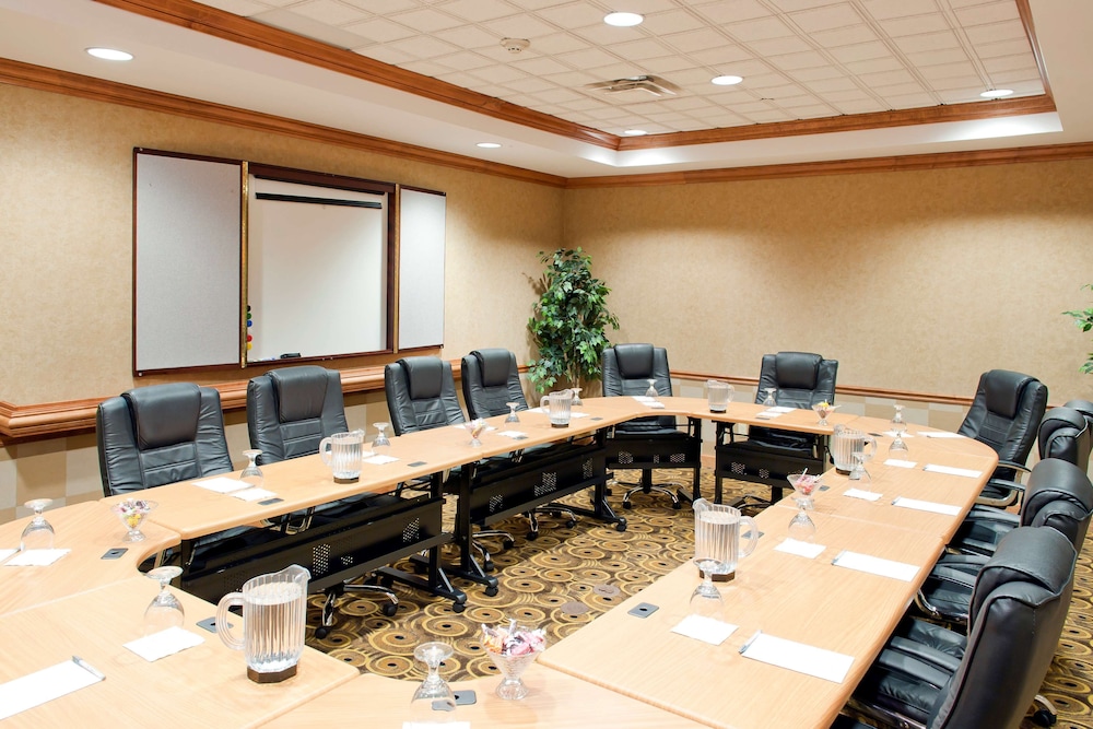Hampton Inn & Suites Columbia at University - photo 31
