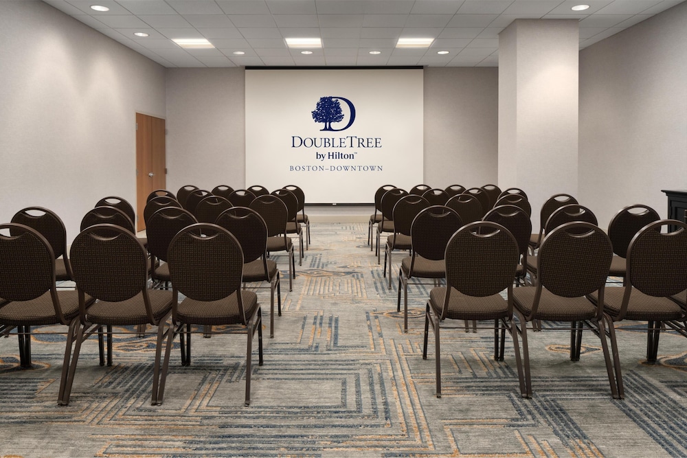 DoubleTree by Hilton Boston Downtown - photo 33