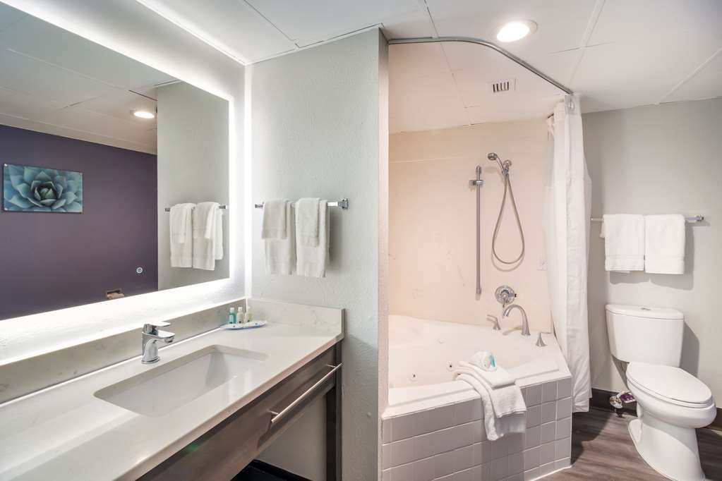 Quality Inn near MCAS Cherry Point - photo 23