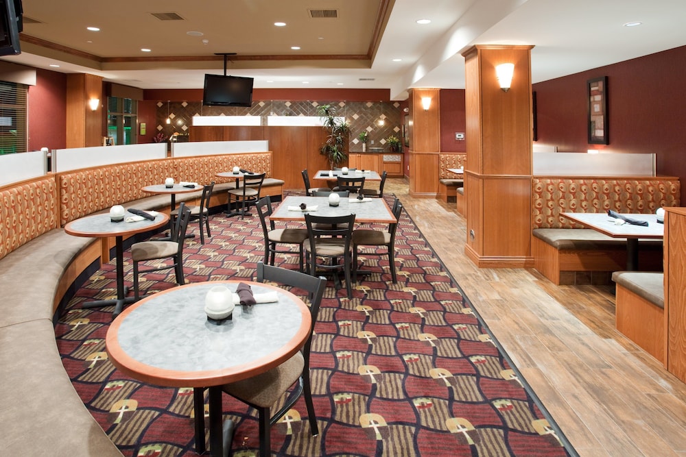Holiday Inn & Suites Grand Junction by IHG - photo 35