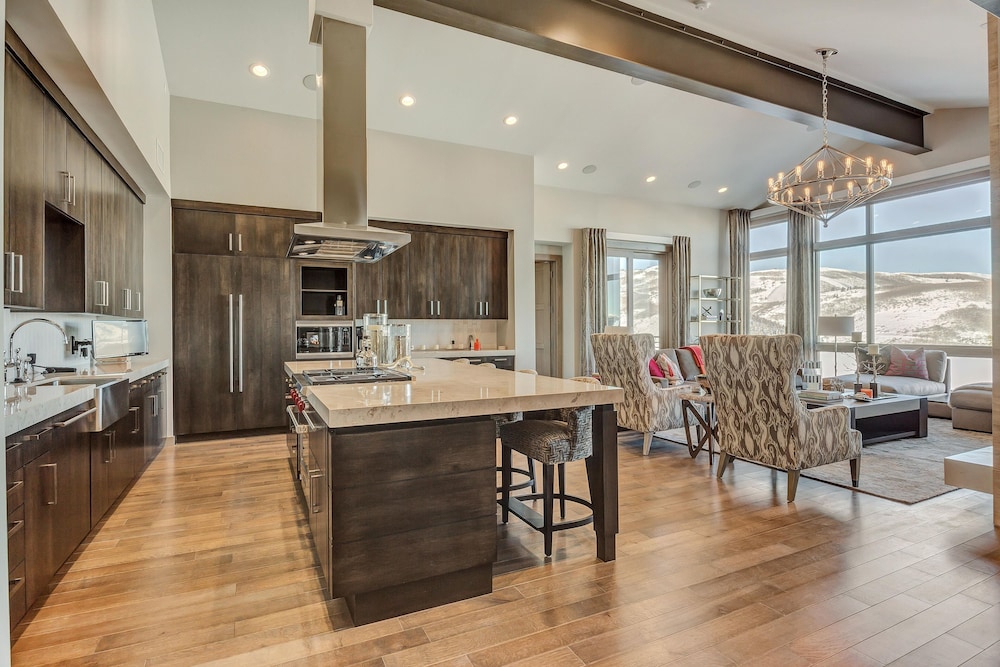 Four Bedroom Penthouse 4 Apartment Hotel by RedAwning - photo 9