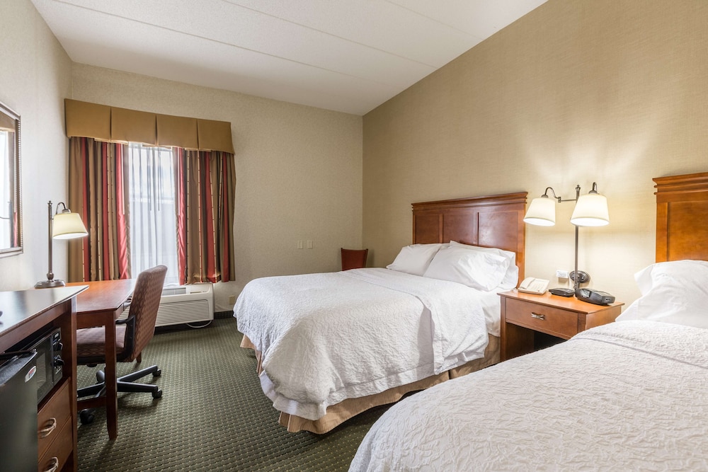 Hampton Inn Sidney - photo 9