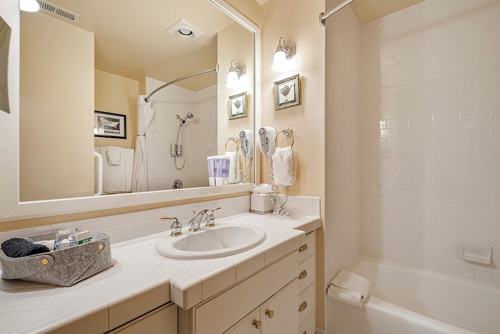 The Orenco Station Hotel - photo 134