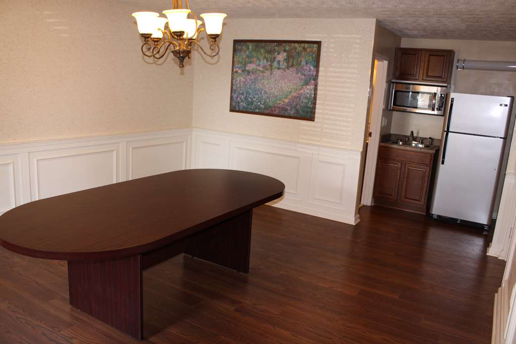 Bluegrass Extended Stay Hotel - photo 16