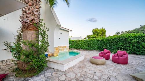 Villa Giglio with Garden And Mini Pool by Rentbeat — 4-Star Luxury Hotel in Ostuni, Italy