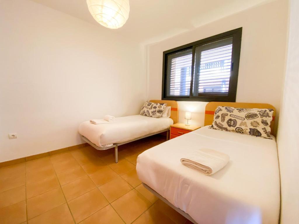 Sunny Private Beach — hotel in Balatonlelle