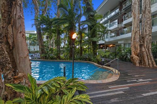 Drift Tropical Apartment Palm Cove — 4-Star Luxury Hotel in Palm Cove, Australia