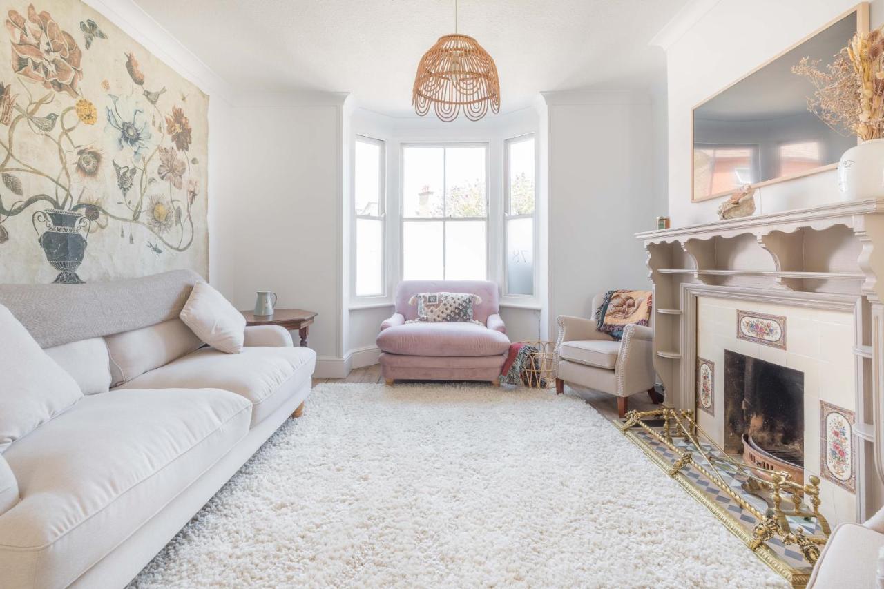 Goldfinch Cottage — 4-Star Luxury Hotel in Whitstable, United Kingdom