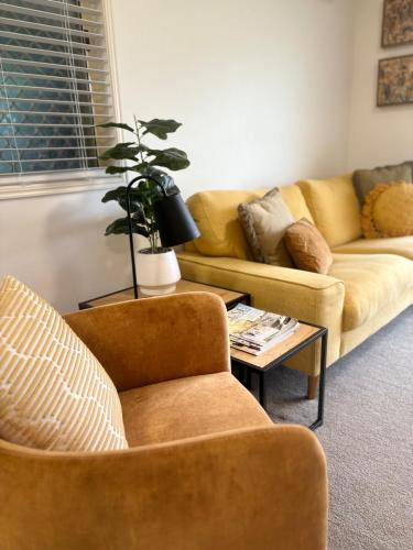 Cozy Retreat in Point Vernon pet-friendly hotel Point Vernon