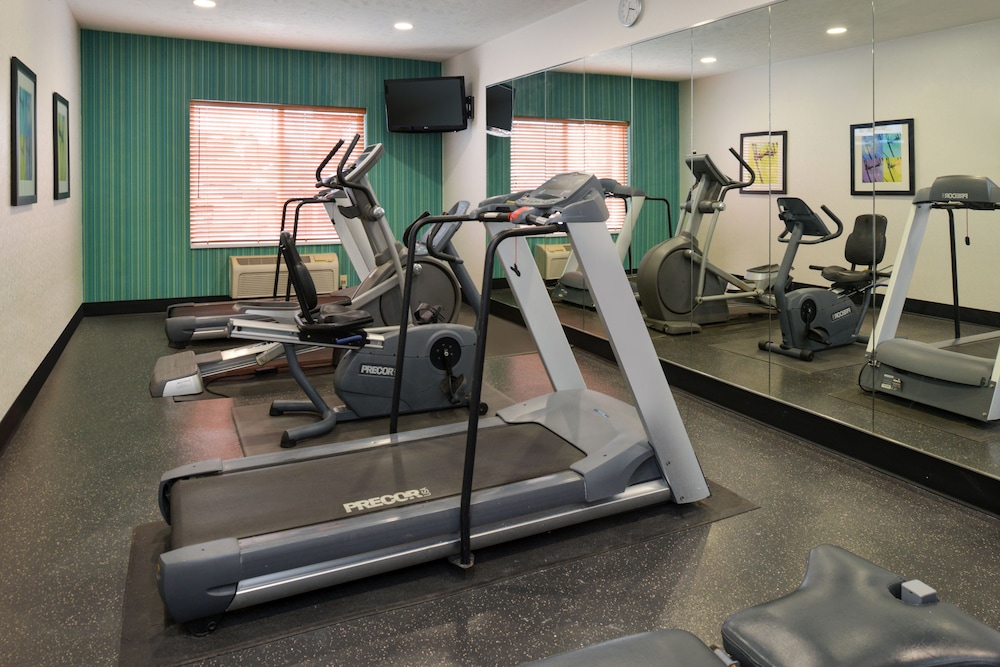 Holiday Inn Express & Suites Omaha West by IHG - photo 22