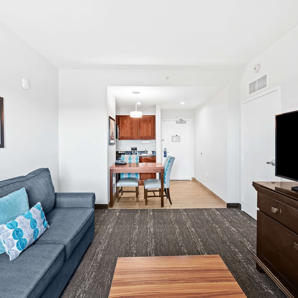 Homewood Suites by Hilton Ft. Lauderdale Airport Cruise Port - photo 22
