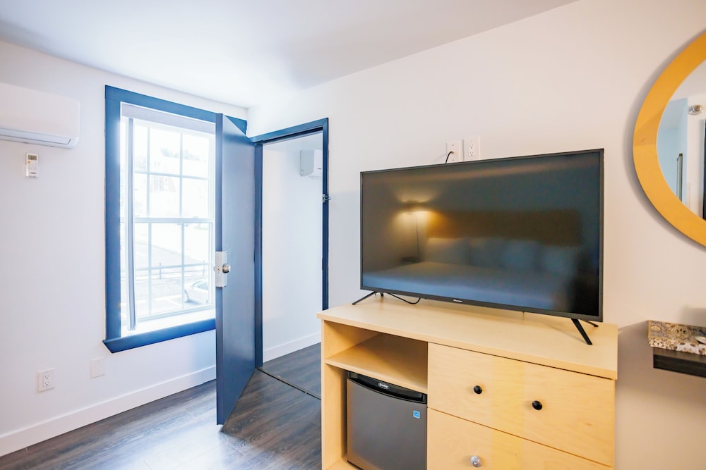 Hotel Callista - photo 40