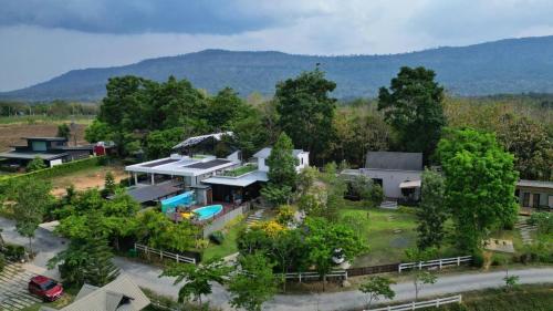 Moon Heart Village Khao Yai Pool Villa — 4-Star Luxury Hotel in Pak Chong, Thailand