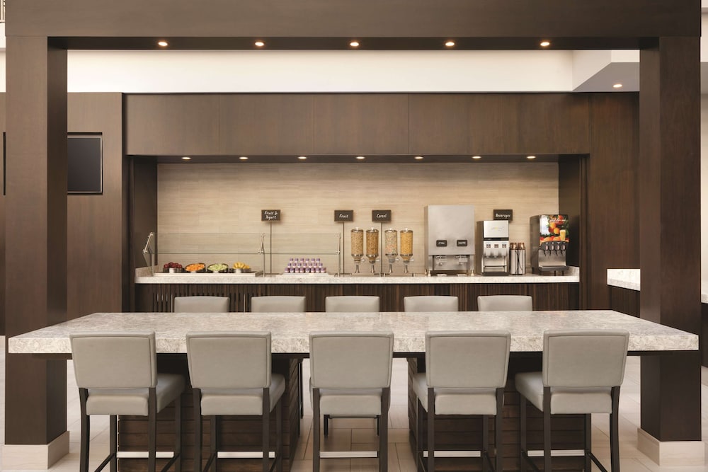 Embassy Suites by Hilton Brea North Orange County - photo 27