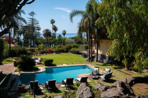 Silvanae Pool Villa — 4-Star Luxury Hotel in Aci Castello, Italy