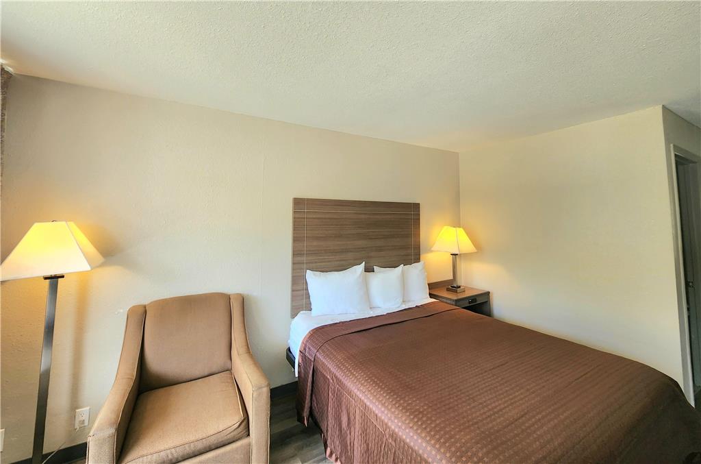Days Inn by Wyndham Seguin TX - photo 21