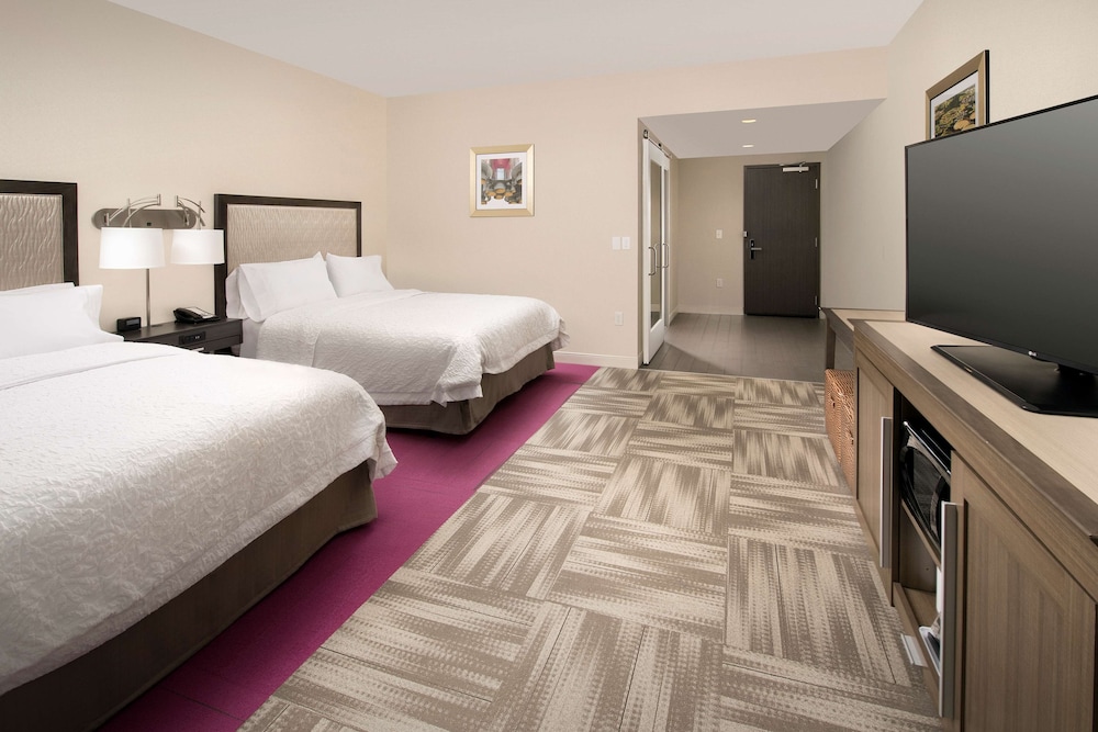 Hampton Inn Huntsville Village of Providence - photo 4