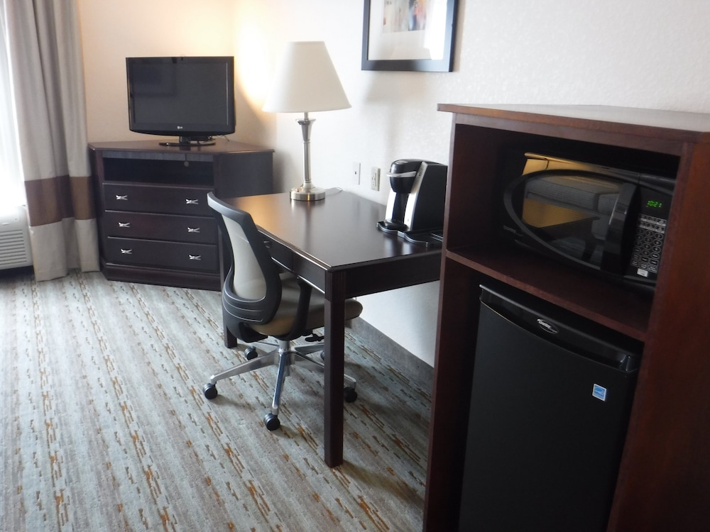 Holiday Inn Express West Jefferson by IHG - photo 13