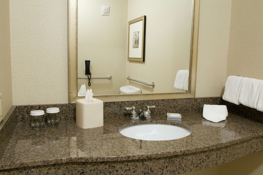 Hilton Garden Inn Mount Holly Westampton - photo 13