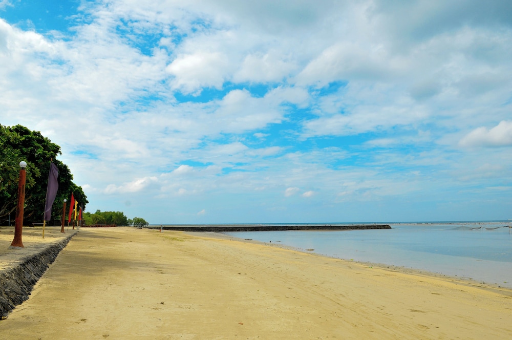 Matabungkay Beach Hotel in Lian, Philippines