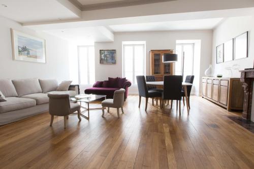 Tonneliers33 in Beaune, France