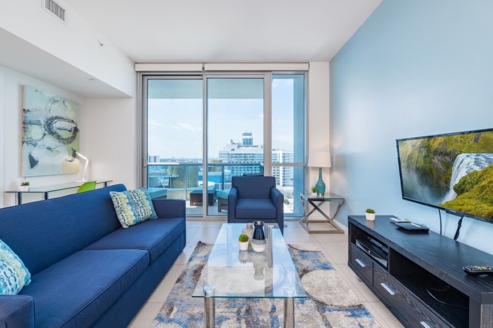 Churchill Suites Monte Carlo Miami Beach - photo 86