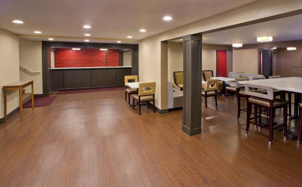 Red Lion Inn & Suites Federal Way - photo 11