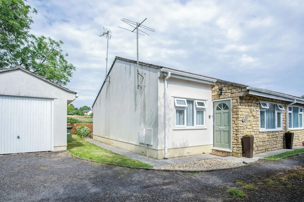 Clover Cottage — 4-Star Luxury Hotel in Saundersfoot, United Kingdom